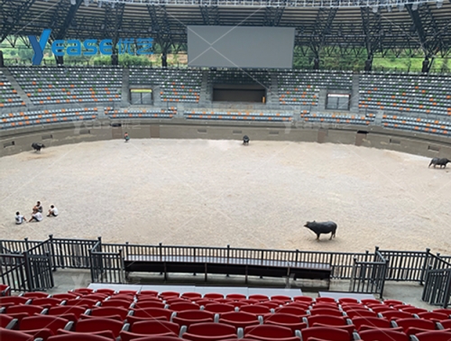 貴州省丹寨萬達小鎮(zhèn)斗牛場